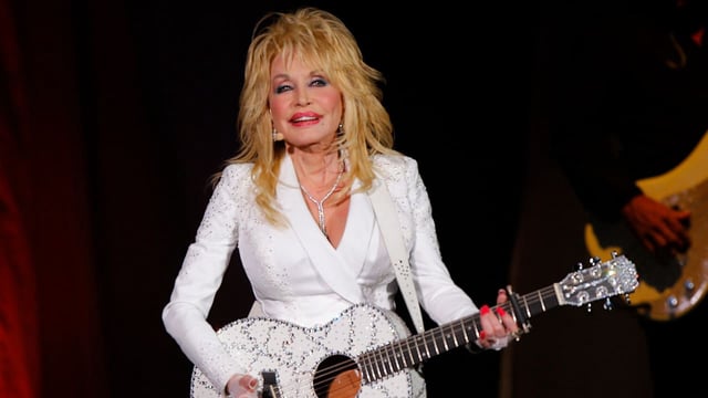 Dolly Partons Schwester bittet Fans um Gebete für die kranke Country-Legende.