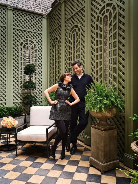Actor Zooey Deschanel has opened the doors to the duplex she shares with fiancé Jonathan Scott, star of real estate reality TV shows including "Property Brothers."
