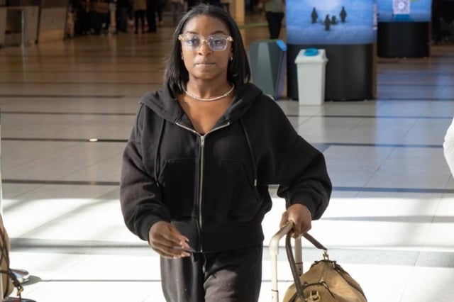 Simone Biles llegó a la Argentina (Gentileza Clarín)