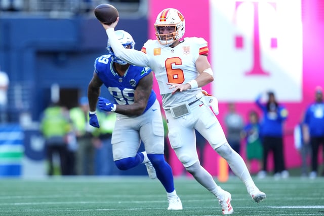 SEATTLE, WASHINGTON - OCTOBER 05: Baker Mayfield #6 of the Tampa Bay Buccaneers in action against the Seattle Seahawks at Lumen Field on October 05, 2025 in Seattle, Washington. (Photo by Soobum Im/Getty Images)