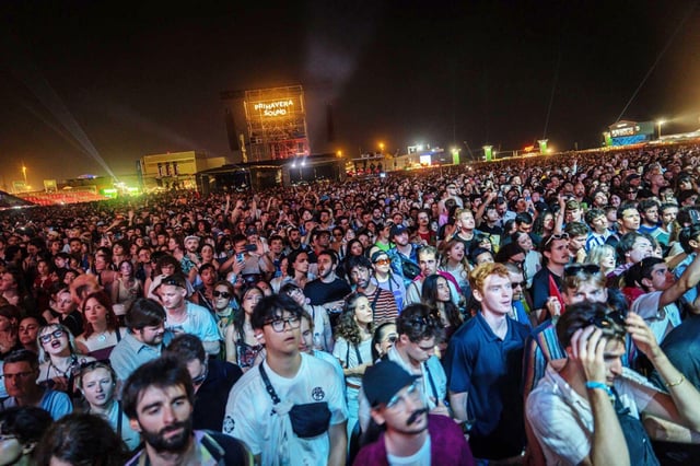Segundo día del Primavera Sound 2025, concierto de Beach house. Foto: Manu Mitru