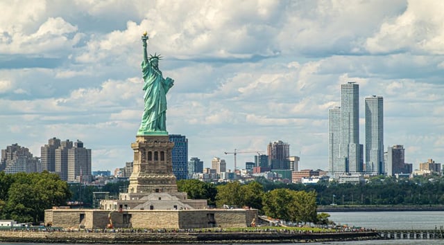 New yorkers gain access to crypto staking as coinbase secures state approval