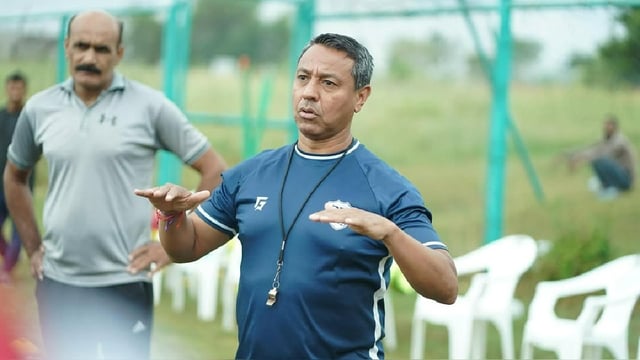 Nolberto Solano fue asistente técnico de la Selección Peruana