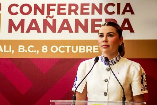 cortesía