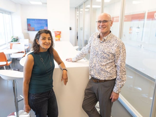  Lung cancer patients Emi Bossio and Tim Monds photographed on Wednesday, October 8, 2025, are part of a nationwide study analyzing toenail clippings to investigate environmental causes of lung cancer, such as radon gas.