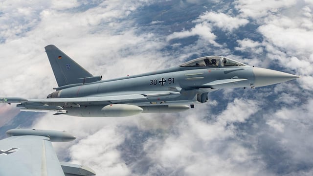 A Luftwaffe Eurofighter flying formation during a training mission. (Image credit: German Air Force)