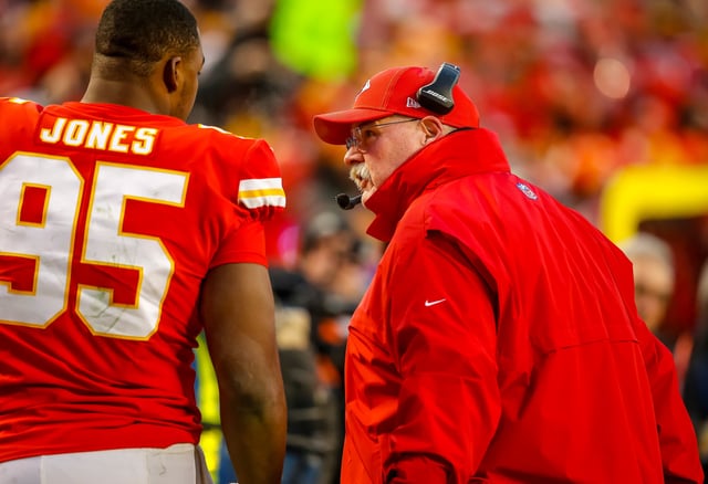 KANSAS CITY, MO - JANUARY 19: Head coach Andy Reid of the Kansas City Chiefs speaks to Chris Jones #95 of the Kansas City Chiefs during the final minute of play in the AFC Championship game against the Tennessee Titans at Arrowhead Stadium on January 19, 2020 in Kansas City, Missouri. (Photo by David Eulitt/Getty Images)