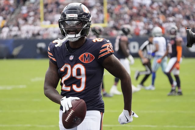 Sep 21, 2025; Chicago, Illinois, USA; Chicago Bears cornerback Tyrique Stevenson (29) reacts after a turnover against the Dallas Cowboys during the first half at Soldier Field. Mandatory Credit: David Banks-Imagn Images