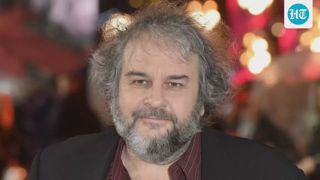 Filmmaker Peter Jackson was under fire after a NZ cafe claimed he was forcing their closure.