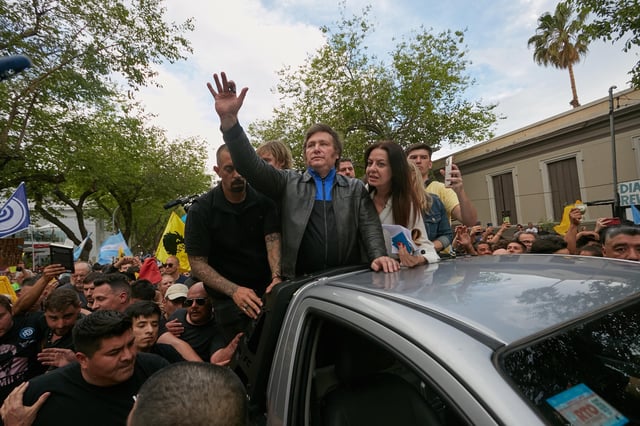 En la campaña presidencial de 2023, Javier Milei recorrió las calles de Mendoza. Este jueves, tras el almuerzo en San Rafael, hará una caminata por la capital provincial, prevista a las 18.