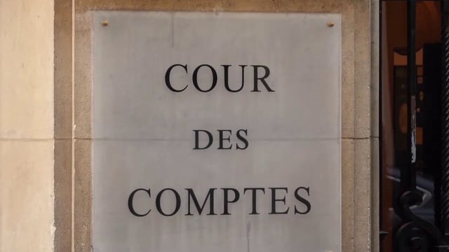 La réforme des retraites sera-t-elle suspendue ? Franc désir pour la gauche et ligne rouge pour la droite, quelles seraient les conséquences pour les Français ? France Télévisions a fait le point, mercredi 8 octobre.