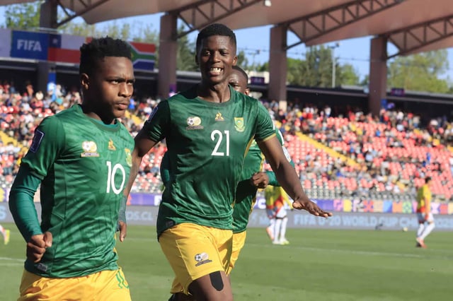 Mfundo Vilakazi of South Africa (left) celebrates scoring the 1-1 goal during the 2025 FIFA U-20 World Cup round of 16 match soccer against Colombia in Talca, Chile, on Wednesday. Photo: EPA/Benjamín Hernández