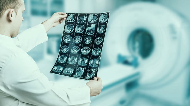 La ANMAT actualizó las normas de Buenas Prácticas Clínicas para fortalecer los estudios farmacológicos en Argentina.