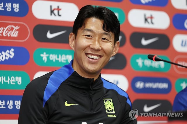 Son Heung-min, captain of the South Korean men's national football team, smiles during a press conference at Seoul World Cup Stadium in Seoul on Oct. 9, 2025. (Yonhap)