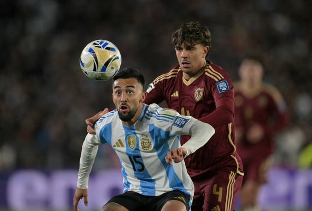Mira qué canales transmiten el partido de Argentina vs. Venezuela por amistoso de fecha FIFA. (Photo by JUAN MABROMATA / AFP)