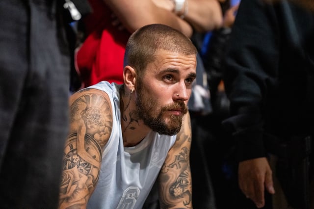 Justin Bieber sits during their game at "The League" on September 25, 2025 in Los Angeles, California.
