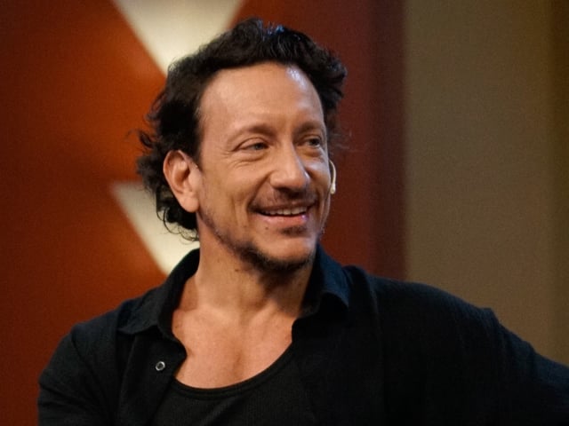 Nicolás Vázquez enfrentó los rumores de romance con su compañera de elenco. Foto: prensa El Trece