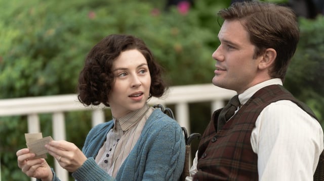 Hermione Corfield and Jeremy Irvine in 'Outlander: Blood of My Blood' Season 1 finale