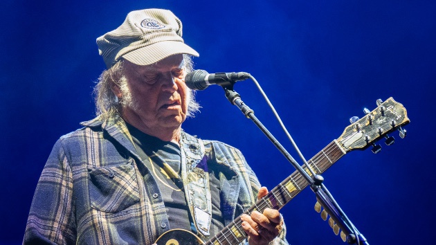 Getty neilyoung 100925