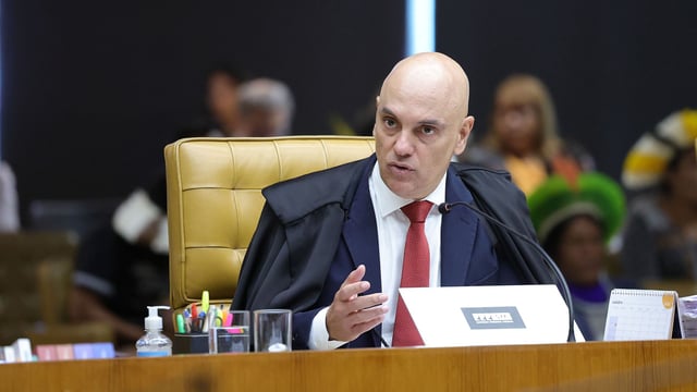O ministro Alexandre de Moraes, durante sessão plenária do STF.