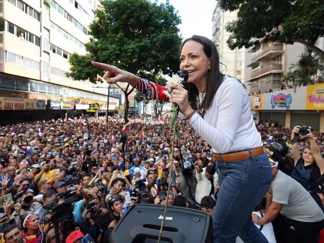 Corina Machado, en uno de los actos contra Maduro. Foto: EFE/ Miguel Gutiérrez