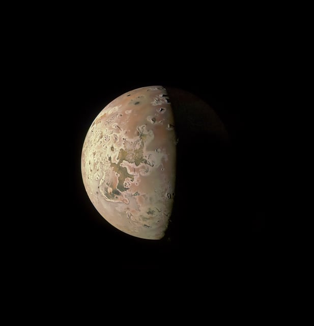 This image revealing the north polar region of the Jovian moon Io was taken on June 15 by NASA’s Juno. Three of the mountain peaks visible in the upper part of image, near the day-night dividing line, were observed here for the first time by the spacecraft’s JunoCam.
