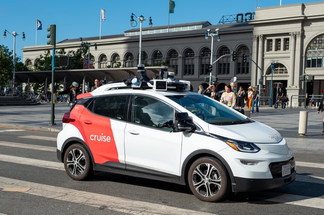 A General Motors Cruise self driving car in a San Francisco street