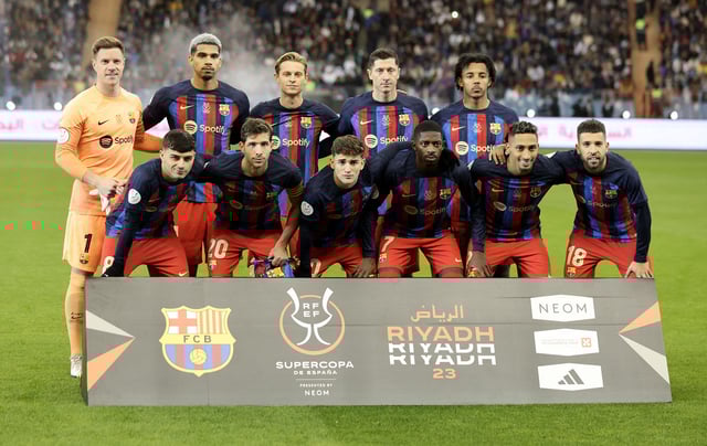 Soccer Football - Spanish Super Cup - Semi Final - Real Betis v FC Barcelona - King Fahd Stadium, Riyadh, Saudi Arabia - January 12, 2023
FC Barcelona players pose for a team group photo before the match REUTERS/Ahmed Yosri