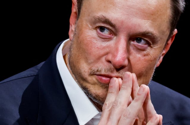 Elon Musk addressed all SpaceX employees at a meeting, celebrating SpaceX's overall progress throughout 2023 and what to expect in 2024.