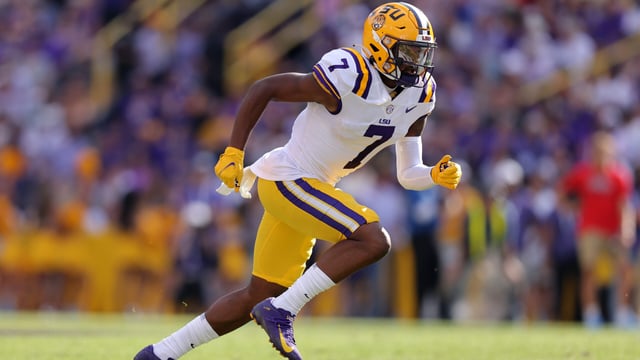 Kayshon Boutte #7 of the LSU Tigers runs a route against the Mississippi Rebels during a game at Tiger Stadium on October 22, 2022 in Baton Rouge, Louisiana.