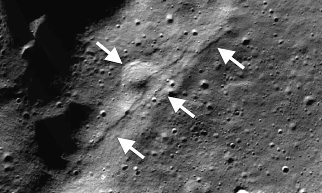 (NASA/LROC/ASU/Smithsonian Institution)