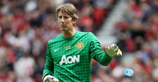 Football - Manchester United Legends v Real Madrid Legends - Old Trafford - 2/6/13   Manchester United's Edwin van der Sar   Mandatory Credit: Action Images / Lee Smith   Livepic/File Photo