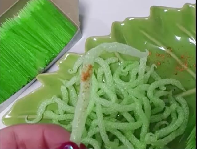 The appearance and spread of the strange spicy dish has prompted an official health warning in mainland China. Photo: CCTV