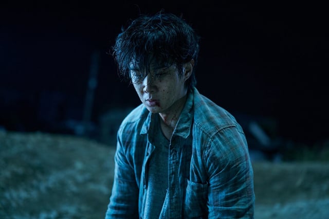 Choi Woo-shik as Lee Tang in a still from A Killer Paradox. Photo: Song Kyoung Sub/Netflix