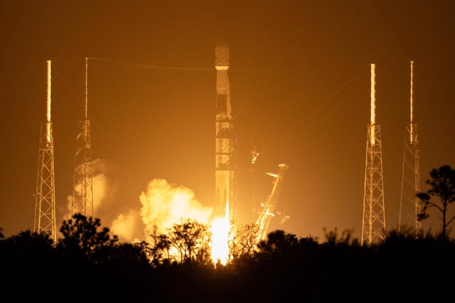 NASA’s PACE (Plankton, Aerosol, Cloud, ocean Ecosystem) spacecraft, atop a SpaceX Falcon 9 rocket, successfully lifts off from Space Launch Complex 40 at Cape Canaveral Space Force Station in Florida at 1:33 a.m. EST Thursday, Feb. 8. PACE is NASA’s newest earth-observing satellite that will help increase our understanding of Earth’s oceans, atmosphere, and climate by delivering hyperspectral observations of microscopic marine organisms called phytoplankton, as well new data on clouds and aerosols. Credit: NASA/Kim Shiflett