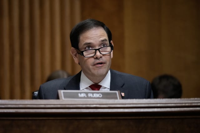 Marco Rubio issues warning cellphone outage
