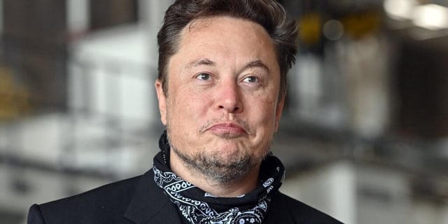 elon musk spacex bitcoin Breaking Push Tesla arkham intelligence on-chain analysts