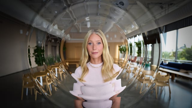 Gwyneth Paltrow swears by eyes-open meditation. So I attended an exclusive event where she led me in one. Did I find the "oneness" that she was talking about?