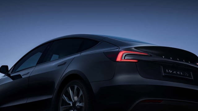 Tesla Slows Down Production At Its Largest EV Factory In China: Report: Tesla Model 3, Manufacturing / Production