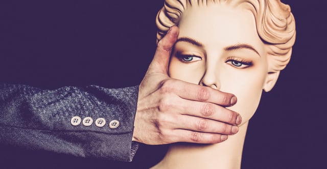 Women speaking out about their negative experiences with birth control are facing censorship. (Photo: Magnolija/Getty Images)
