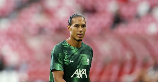 Soccer Football - Pre-Season Friendly - Liverpool v Leicester City - National Stadium, Kallang, Singapore - July 30, 2023 Liverpool's Virgil van Dijk during the warm up before the match REUTERS/Edgar Su/File Photo
