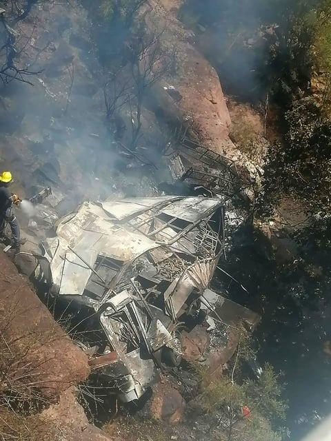 A bus carrying Easter worshippers fell off a cliff, killing 45 people in the Mamatlakala mountain pass between Mokopane and Marken in South Africa.