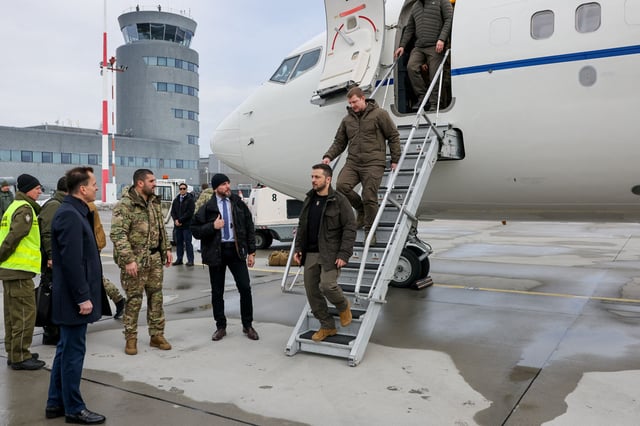 Ukrainian President Volodymyr Zelensky arrives at Rzeszow-Jasionka Airport in Poland, December 22, 2022.