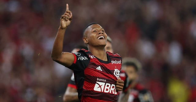 Soccer Football - Copa Libertadores - Round of 16 - Second Leg - Flamengo v Deportes Tolima - Maracana, Rio de Janeiro, Brazil - July 6, 2022 Flamengo's Matheus Franca celebrates scoring their sixth goal REUTERS/Sergio Moraes/File Photo