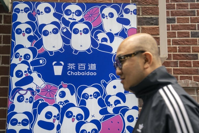 Chinese bubble-tea maker Chabaidao owns more than 8,000 stores in mainland China. Photo: Bloomberg