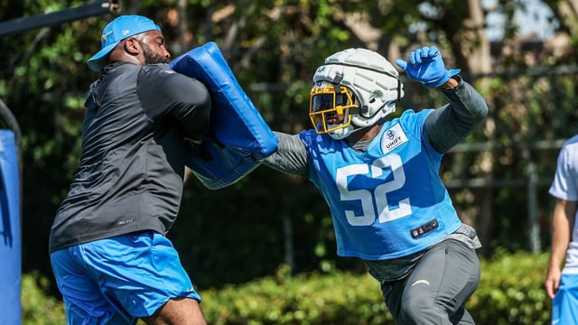 Costa Mesa, CA, Wednesday, July 26, 2023 - LA Chargers linebacker Khalil Mack during training camp.