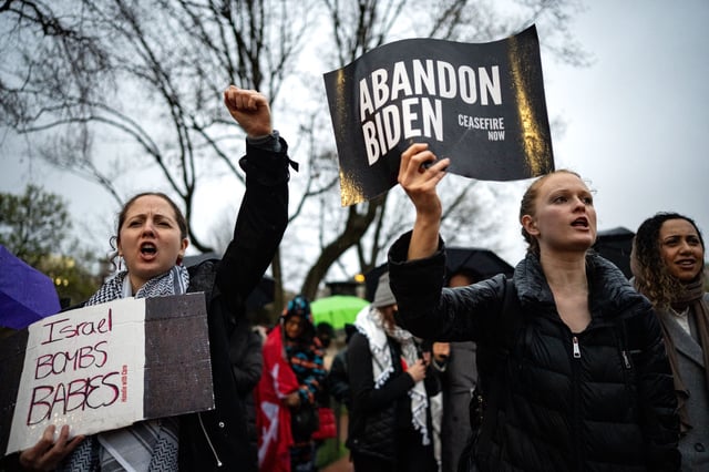 Pro-Palestinian demonstrators call for a ceasefire in Gaza during a protest as part of the "People's White House Ceasefire Now Iftar" outside the White House on April 2, 2024 in Washington, DC.
