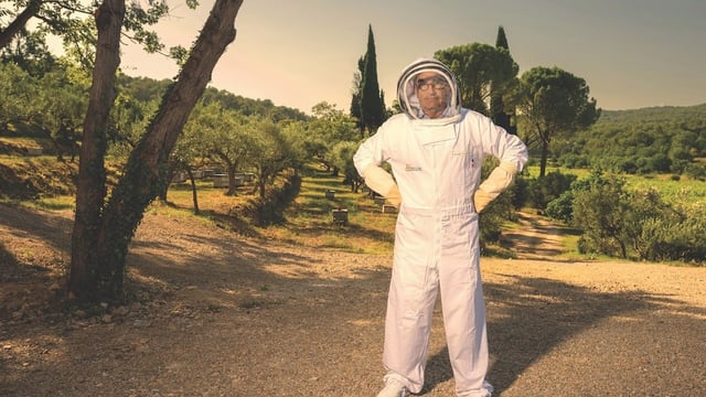 Eugene Levy in France in “The Reluctant Traveler With Eugene Levy,” premiering March 8, 2024 on Apple TV+.