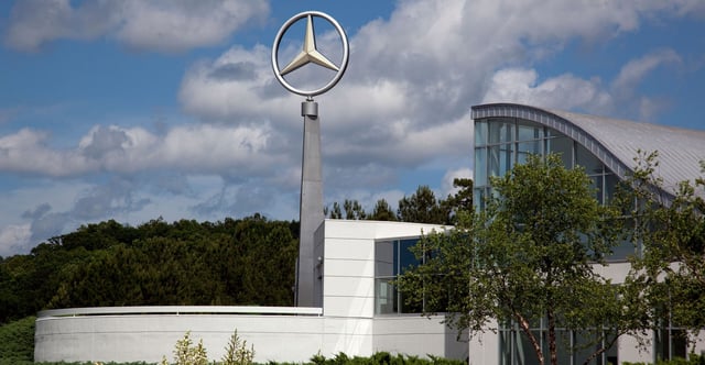 Mercedes-Benz's U.S. manufacturing plant in Tuscaloosa County, Alabama—seen here in a May 2010 file photo—is currently the target of a UAW unionizing drive. (Photo: Carol Highsmith/Buyenlarge/ Getty Images)