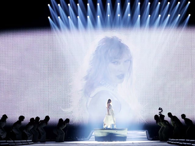 Taylor Swift's 'The Eras Tour' Is Back And Somehow Better Than It Ever Was - Full Paris Recap